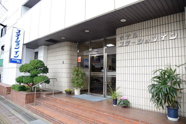 s-_8000342-01